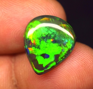 Piedra Preciosa Suelta de Ópalo Natural Multifuego de Alta Calidad, 3.5 CT, Cabujón de 15.9*13.8*3.4 mm para Joyería - Product Image 1