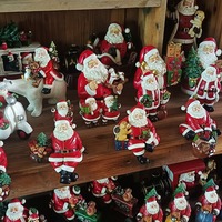 Artisanat d'Art Populaire pour le Commerce International : Père Noël Sculpté en Résine Époxy, Forme Personnalisée, Souvenir, Guirlande Lumineuse pour Sapin de Noël, Train Fait Main