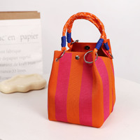 Nouvel Arrivage Sac Fourre-tout Tricoté à Carreaux Tressé Durable Multi-usages avec Poignée Anneau Métallique et Corde pour Femmes Tendance Street Style