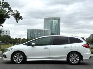 Mobil Bekas Praktis: Honda Jade 1.8L Tahun 2020, Paket Comfort, Performa Handal, Ruang Kargo Luas, Nilai Tinggi - Product Image 5