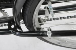 Bicicleta Tradicional Negra <span class=keywords><strong>de</strong></span> 28 Pulgadas para Dama, <span class=keywords><strong>de</strong></span> Una Velocidad, con Horquilla <span class=keywords><strong>de</strong></span> Acero y Pedales <span class=keywords><strong>de</strong></span> Bola, para Adultos Unisex - Product Image 3