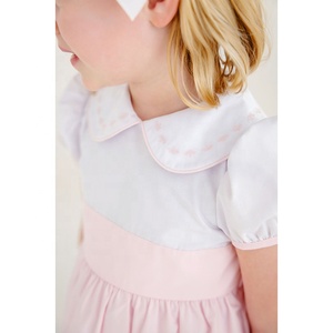 Vestito Estivo Rosa per Bambine con Colletto Peter Pan, Stampa Vintage di Coniglietti, 100% Cotone - Product Image 4