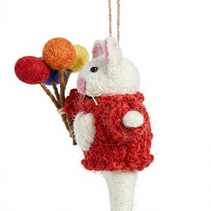 Ornamento Natalizio Fatto a Mano in Feltro di Lana 100% Ecologico, Palloncini a Forma di Topo con Cuore Rosso, Decorazione per Maglione, Animale Cartoon - Product Image 3