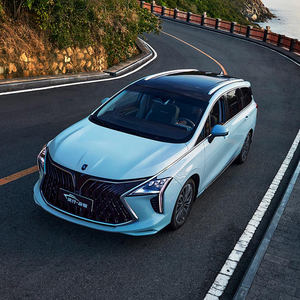 Forthing U-Tour 2024 1.5T DCT <span class=keywords><strong>Oceanview</strong></span> 7-speed DCT Midsize MPV 7 Seats Turbo Engine New Energy Vehicles Sunroof Panoramique Car - Product Image 4