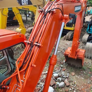 Excavatrice Doosan d'occasion 15 tonnes DH150 LC-7 d'origine coréenne pour les chantiers de construction et les travaux d'infrastructure - Product Image 4