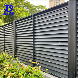 Clôture d'intimité en aluminium à lattes horizontales, noire, moderne, décorative, facile à assembler, sans creuser, pour applications <span class=keywords><strong>de</strong></span> sécurité (vente en gros) - Product Image 1