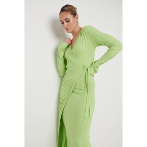 Nouvelle robe pour femme, design automnal, col en V, bretelles latérales, longueur mi-longue - Product Image 2