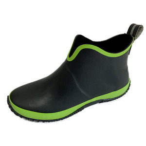 Venta al por mayor al aire libre impermeable antideslizante tobillo goma pesca cubierta botas lluvia Zapatos para hombres canotaje jardinería - Product Image 3