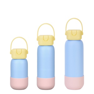 Bouteille isotherme sous vide réutilisable personnalisée en acier inoxydable 304 de 16/25/32 oz avec base en silicone épaisse antidérapante et robuste - Product Image 2