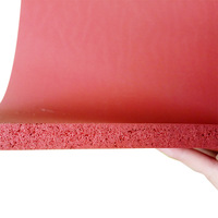 Rouleau de mousse de silicone et plaque de mousse de silicone découpée pour l'étanchéité industrielle, le rembourrage et la résistance à la chaleur