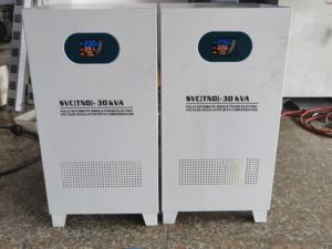 マシンTnd5000va/5kva 90v 110v 220v 250vAc自動電源電圧レギュレータースタビライザー - Product Image 6