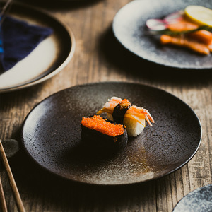ESTICK Assiette creuse en céramique de style japonais rétro, créative, noire, pour restaurant, avec glaçure colorée personnalisée, assiette en os, assiette de table - Product Image 3
