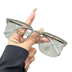 Gafas ópticas de media montura con filtro de luz azul para mujer 31276, montura ancha, lentes de PC, protección contra la radiación. - Product Image 4