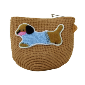 Bolso pequeño de paja tejida con diseño de Dachshund vestido, 12x14cm, para niños - Product Image 1