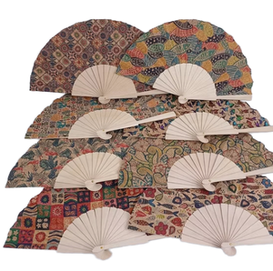 Éventail pliant en bambou personnalisé, style art populaire écologique, motif sculpté, impression sur liège, cadeau d'affaires artisanal, portable - Product Image 3