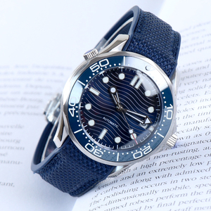 Reloj de Hombre de 40 mm, Movimiento Automático NH35, Estilo Sea Sports Master, Luminoso Verde, Cristal de Zafiro, Correa de Caucho, Esfera Azul - Product Image 1