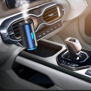 Difusor de Aroma Elétrico Portátil USB Recarregável para Carro com Clipe de Ventilação - Mais Vendido, Instalação Fácil, 1 Ano de Garantia - Product Image 2