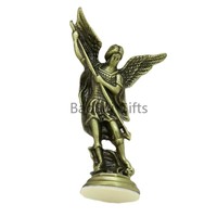 Statuette d'ange ailé en métal argenté gravé sur mesure, style occidental religieux