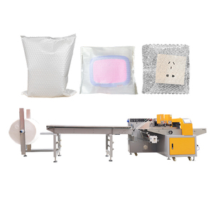 E-Commerce Flow Bubble Mailer Mailing Bags Wrapping Biscuit Packing <b>Machine</b> for Parcel Film Packaging Bubble Film Packaging Mach - Product Image 1