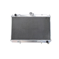 Radiador de aluminio para Nissan Maxima Cefiro A33 / Infiniti I30 I35 V6 3.0L 3.5L 2000-2004 Tanque de agua-Piezas de automóvil