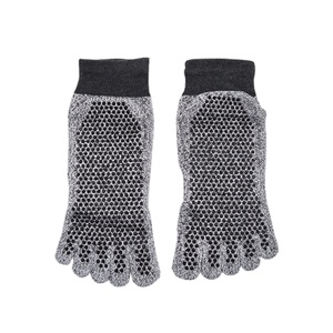 Factory Direct Customizable Wholesale Level 5 Anti-Cut Silicone <b>Toe</b> <b>Sock</b> Cut-Resistant Foot Protection Dotted Bottom Protective - Product Image 4