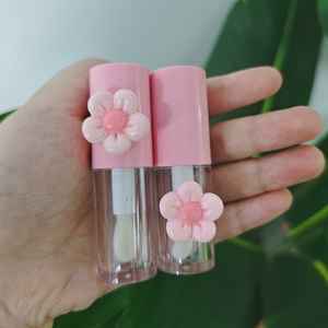 Tube de gloss à lèvres vide en plastique rose rond de 4 ml, emballage cosmétique, conteneur de gloss à lèvres avec pinceau, logo personnalisé - Product Image 6