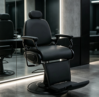 Fauteuil de barbier moderne tout noir, hydraulique, inclinable, pivotant, avec appui-tête et repose-pieds réglables pour salon de coiffure