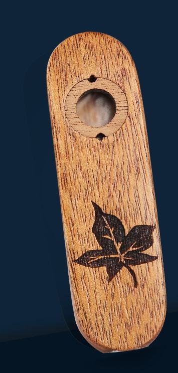 Conception de feuille d'érable en bois