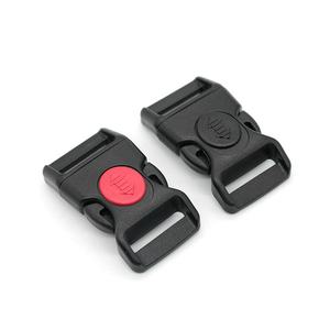 Op Maat Gemaakt Logo Huisdier Vest Harnas Verstelbare Veiligheidsgordel Gebogen Gesp Clips Side Release Plastic Hond Kraag Gesp Huisdier Riemen - Product Image 4