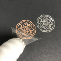 Autocollant adhésif 3D argenté découpé au laser, logo en nickel brillant holographique, transfert de code-barres promotionnel, résistant à l'huile