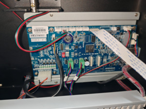 विज्ञापन के लिए I3200-E1 इको सॉल्वेंट प्रिंटर प्रिंटिंग मशीन के साथ बड़े प्रारूप इंकजेट प्रिंटर को रोल करने के लिए फ्लेक्स बैनर 180 सेमी रोल - Product Image 3