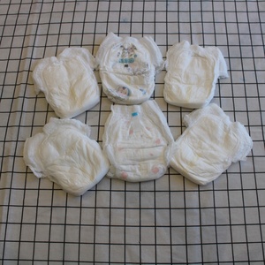 Muestra Gratuita de Pañales Desechables para Bebé con Prevención de Fugas 3D y Protección Contra Fugas, Absorción Suave y Transpirable, Hechos en Estados Unidos con Pulpa de Celulosa - Product Image 2