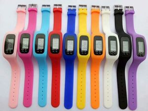 Montre connectée personnalisée en silicone avec podomètre pour la marche/la course, compteur de calories, compteur de pas, cadeau promotionnel d'entreprise pour tous - Product Image 4
