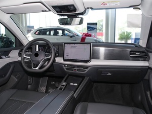 Grossiste en voitures d'<span class=keywords><strong>occasion</strong></span> : Magotan 300TSI Premium Comfort 2024 – Alternative au véhicule sport d'<span class=keywords><strong>occasion</strong></span> - Product Image 4
