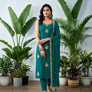 Ensemble Salwar Kameez brodé 3 pièces indien pakistanais de luxe pour femme, avec Kurti sans manches, pantalon et dupatta, vente en gros, ethnique - Product Image 4