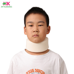 Penyangga Leher Busa Empuk yang Dapat Disesuaikan untuk Perawatan Leher - Product Image 2