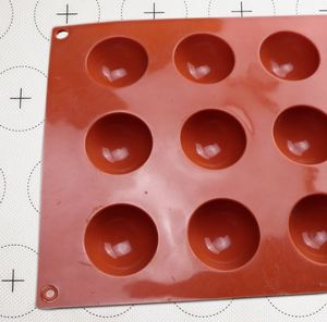 Moule à gâteau rond en silicone sur mesure, design original, 15 cavités, pour la pâtisserie - Product Image 5