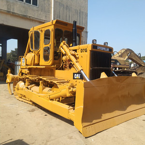 Bulldozer sur chenilles Caterpillar D7G d'occasion d'origine japonaise, moteur CAT 3306, pompe, modèle 2023, capacité de bulldozing de 4,2 m, puissance de 160,3 kW - Product Image 1
