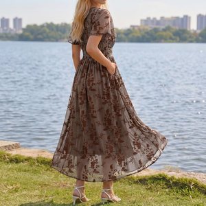 Elegante Vestido de Punto con Silueta Ajustada hasta la Rodilla, Cintura Alta, Diseño de Cuello en V, Estilo Casual y Fluido para Mujer - Product Image 4