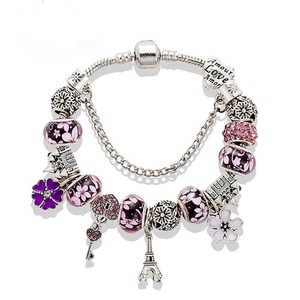 <span class=keywords><strong>Pulsera</strong></span> europea DIY con cadena de serpiente dorada, cadena de seguridad, cuentas <span class=keywords><strong>Chamilia</strong></span> rosas y colgante de corazón LOVE de cristal completo - Product Image 5