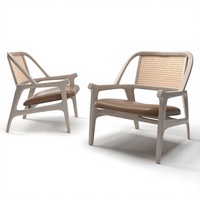 Chaise de salle à manger et de salon en bois massif au design nordique vintage, avec accoudoirs et bords scellés à la main, rembourrage doux, pour la maison, l'hôtel et les gîtes.