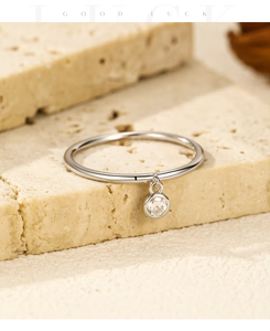Anillo de Plata de Ley S925 con Baño de Rodio y Moissanita, Diseño Minimalista y Moderno, Corte Brillante, Engaste de Bisel, Venta al por Mayor de Fábrica - Product Image 6
