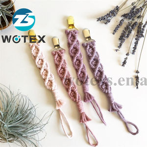 BP014 Eco-friendly di buona qualità colorato a mano Macrame Ciuccio Clip di Baby Shower Regalo <span class=keywords><strong>Makrame</strong></span> Clip Del Bambino - Product Image 1