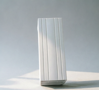 Profils d'extrusion en PVC personnalisés OEM pour corniches, modernes, légers, écologiques et durables pour l'extérieur de la cuisine