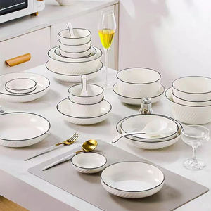 Service de vaisselle en céramique de 22 pièces <span class=keywords><strong>avec</strong></span> logo personnalisé, assiettes en porcelaine blanche à bord noir, bols, cuillères, ensemble pour usage domestique <span class=keywords><strong>avec</strong></span> boîte-cadeau - Product Image 3