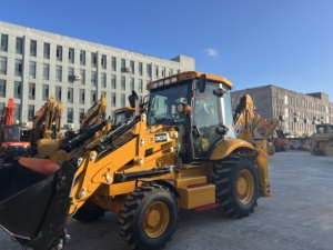 Chargeuse-pelleteuse JCB 3CX neuve, très demandée, faible consommation de carburant, haute efficacité de travail, machine polyvalente. - Product Image 3