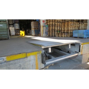 Plataforma Niveladora Telescópica de Aluminio para Entornos Limpios en la Industria Alimentaria, Farmacéutica y de Almacenamiento en Frío con Certificación HACCP - Product Image 4