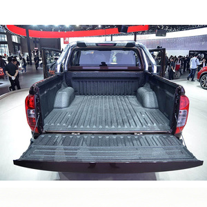 Nissan <span class=keywords><strong>Navara</strong></span> d'occasion <span class=keywords><strong>2017</strong></span>, 2.5L essence QR25, 2 roues motrices, boîte manuelle 5 vitesses, <span class=keywords><strong>double</strong></span> cabine haut de gamme, faible kilométrage, sans accident - Product Image 6