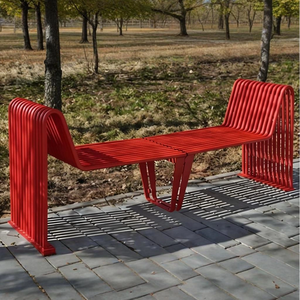 Mobilier de loisirs extérieur créatif en bois massif et fer forgé, idéal pour parcs, cours, centres commerciaux, quartiers résidentiels et places publiques - Product Image 2