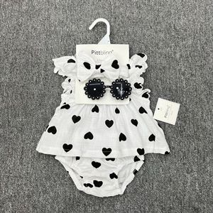 Set Quattro Pezzi per Bambina: Gonna Aderente con Maniche a Volant, Occhiali in Tulle e Pantaloni a Pieghe (4 Pezzi) - Product Image 1